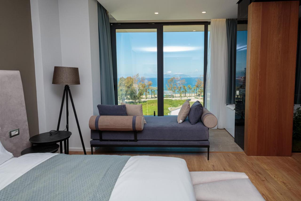 Ames Hotel&SPA Vlorë Exteriér fotografie