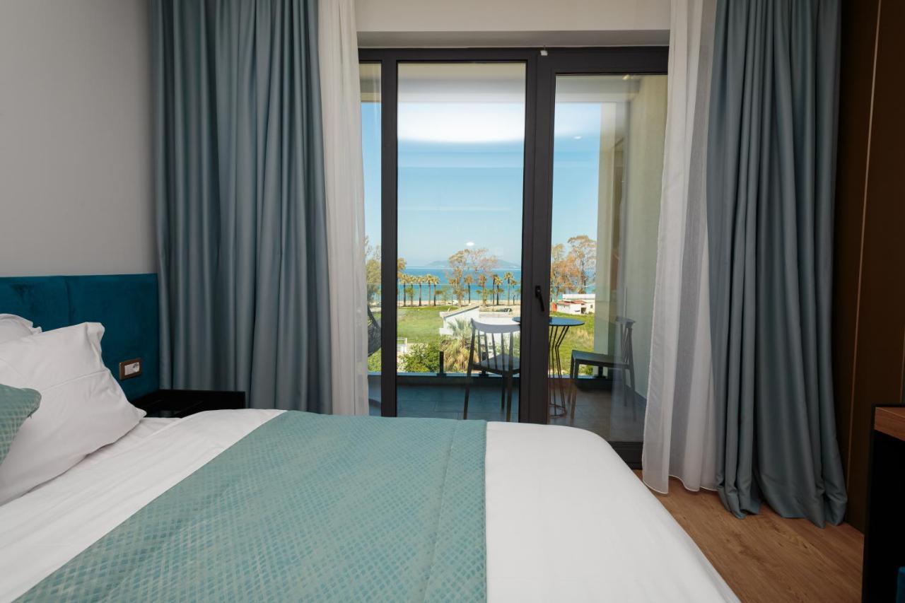 Ames Hotel&SPA Vlorë Exteriér fotografie