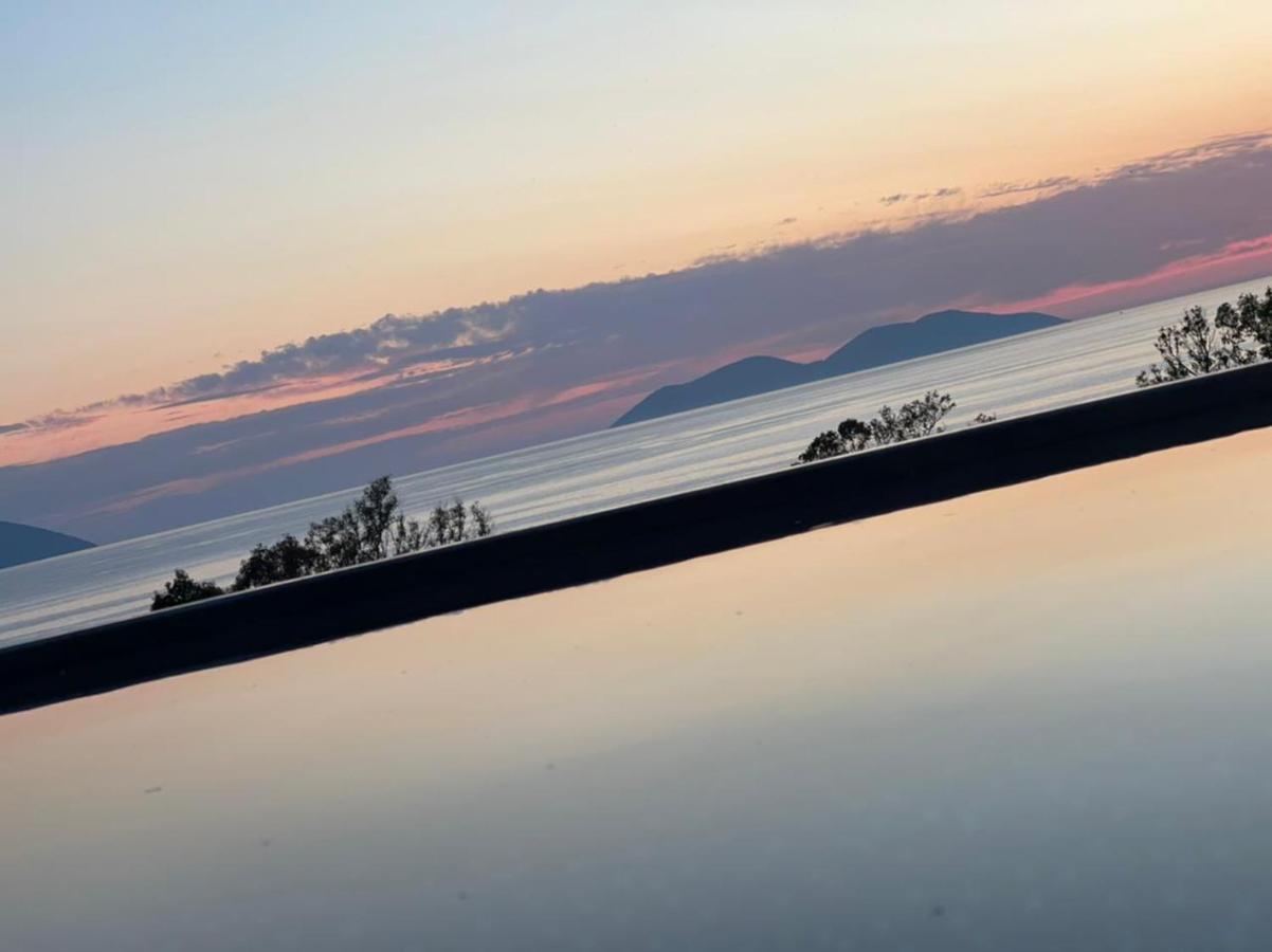 Ames Hotel&SPA Vlorë Exteriér fotografie